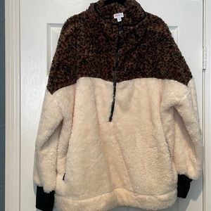NWT XL LuLaRoe Nancy teddy bear sweatshirt